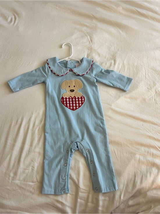Stitchy Fish Other - Stitchy Fish Baby Blue Puppy Heart Appliqué One-Piece | NWOT | 3-6m